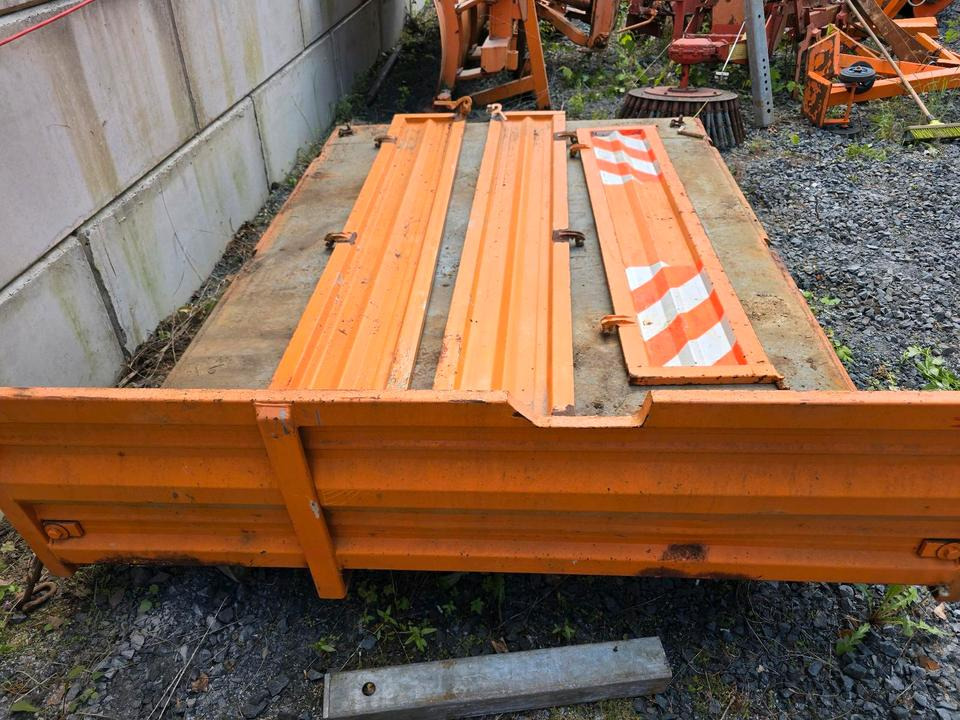 Unimog Pritsche Kipperpritsche 424 435 427 U 1650 2150 1450 1550 1400 1600 1200 - Wymienne nadwozie do wywrotki: zdjęcie 1 Unimog Pritsche Kipperpritsche 424 435 427 U 1650 2150 1450 1550 1400 1600 1200 - Wymienne nadwozie do wywrotki: zdjęcie 1