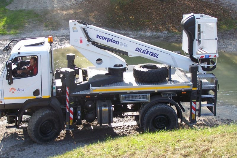 Oil&Steel Scorpion 15E 16m zamontowany na Mercedes-Benz Unimog U20 4x4 - Podnośnik koszowy w samochody ciężarowe: zdjęcie 3 Oil&Steel Scorpion 15E 16m zamontowany na Mercedes-Benz Unimog U20 4x4 - Podnośnik koszowy w samochody ciężarowe: zdjęcie 3