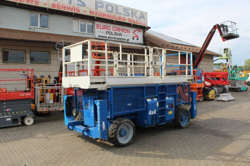 Podnośnik nożycowy 4x4 spalinowy 15 m Genie GS4390 - Podnośnik nożycowy: zdjęcie 1 Podnośnik nożycowy 4x4 spalinowy 15 m Genie GS4390 - Podnośnik nożycowy: zdjęcie 1