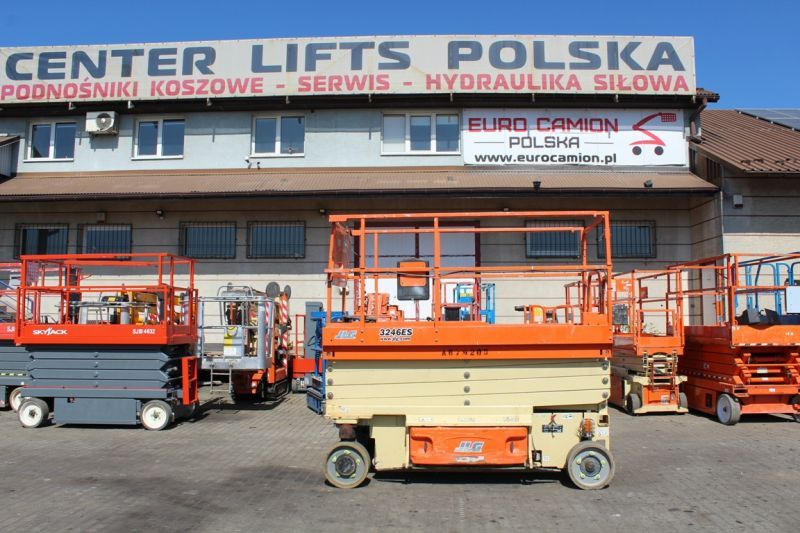 Podnośnik nożycowy elektryczny 12 m JLG 3246 ES - Podnośnik nożycowy: zdjęcie 5 Podnośnik nożycowy elektryczny 12 m JLG 3246 ES - Podnośnik nożycowy: zdjęcie 5