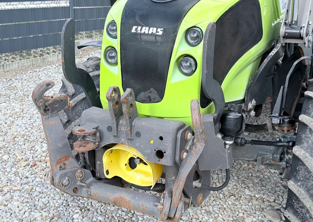 Claas * Ciągnik Traktor CLAAS 240 F NEXOS * 4x4 * Sadowniczy * Tur MX F304 * TUZ * Wałek WOM - Ciągnik rolniczy: zdjęcie 3 Claas * Ciągnik Traktor CLAAS 240 F NEXOS * 4x4 * Sadowniczy * Tur MX F304 * TUZ * Wałek WOM - Ciągnik rolniczy: zdjęcie 3