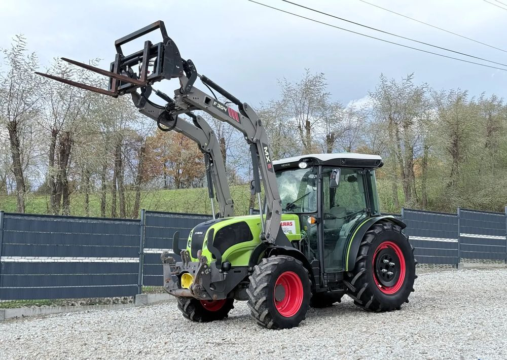 Claas * Ciągnik Traktor CLAAS 240 F NEXOS * 4x4 * Sadowniczy * Tur MX F304 * TUZ * Wałek WOM - Ciągnik rolniczy: zdjęcie 1 Claas * Ciągnik Traktor CLAAS 240 F NEXOS * 4x4 * Sadowniczy * Tur MX F304 * TUZ * Wałek WOM - Ciągnik rolniczy: zdjęcie 1