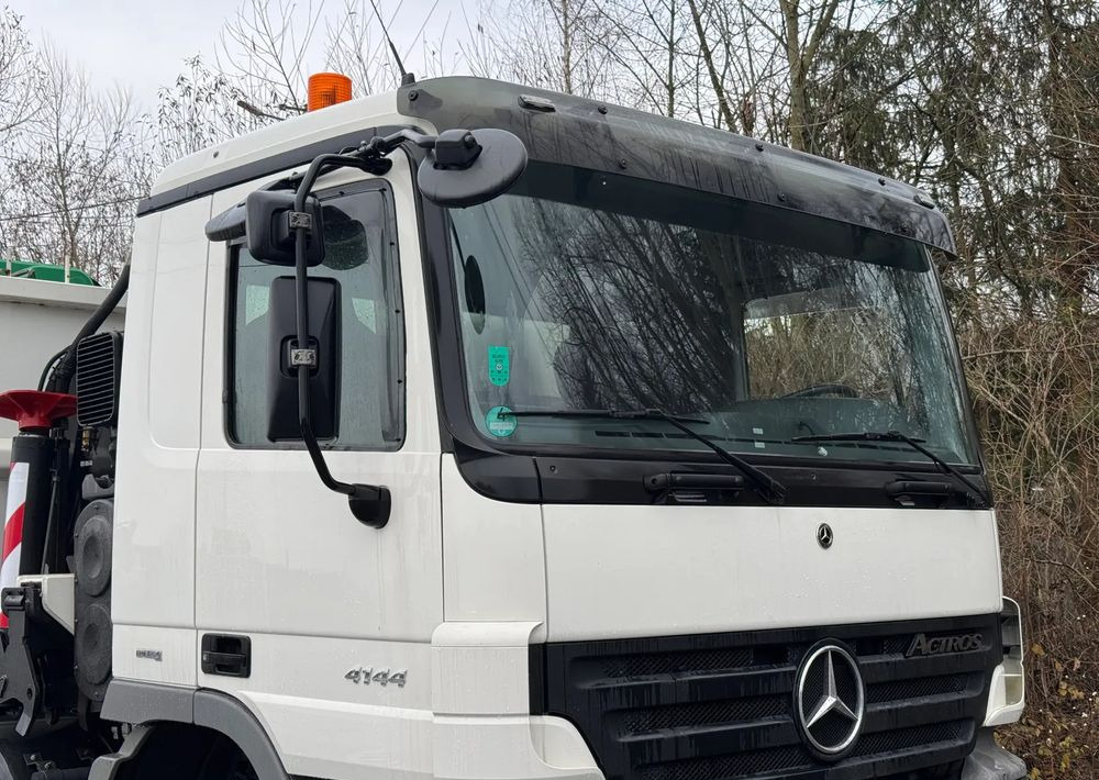 Mercedes-Benz * Mercedes 8x6 Actros 4144 * HDS Palfinger 150002 + FLY JIB PJ 170 * Dźwig * 40 TON * Wyciągarka * 35 Metrów * Kosz * - Samochód ciężarowy skrzyniowy/ Platforma, Samochod ciężarowy z HDS: zdjęcie 3 Mercedes-Benz * Mercedes 8x6 Actros 4144 * HDS Palfinger 150002 + FLY JIB PJ 170 * Dźwig * 40 TON * Wyciągarka * 35 Metrów * Kosz * - Samochód ciężarowy skrzyniowy/ Platforma, Samochod ciężarowy z HDS: zdjęcie 3