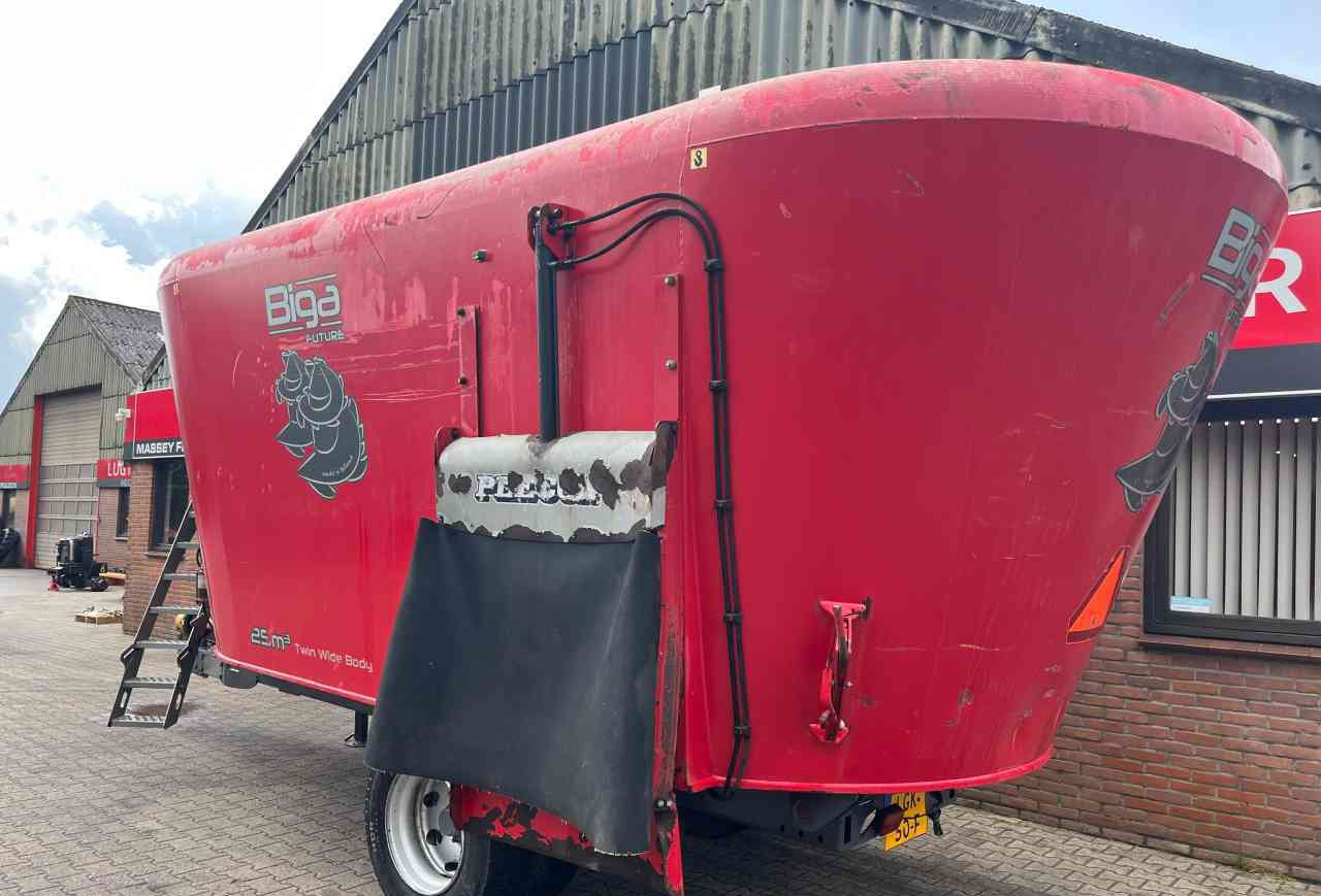 Peecon VME 250 Voermengwagen voermachines - Wóz paszowy: zdjęcie 5 Peecon VME 250 Voermengwagen voermachines - Wóz paszowy: zdjęcie 5