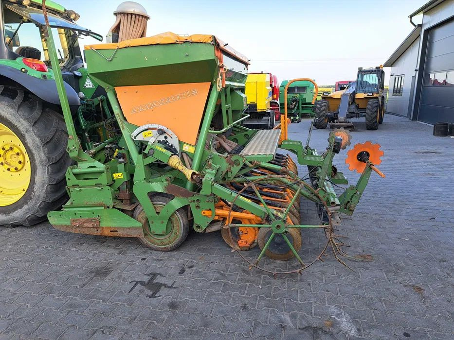 Agregat uprawowo siewny Amazone AD-P 303 KE - Agregat uprawowo-siewny: zdjęcie 4 Agregat uprawowo siewny Amazone AD-P 303 KE - Agregat uprawowo-siewny: zdjęcie 4