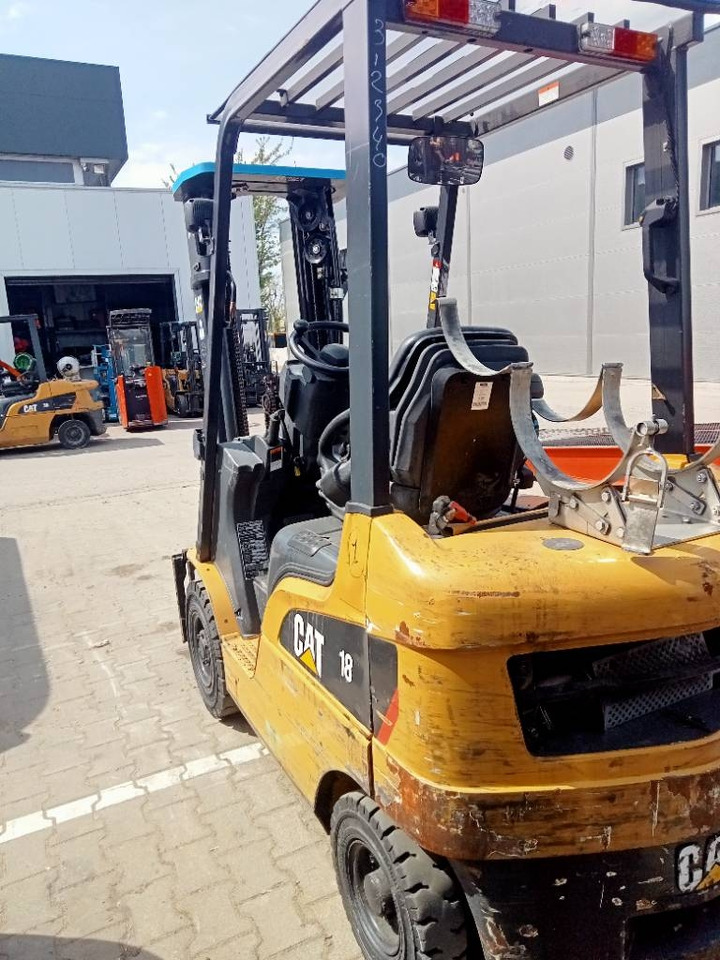 CAT GP 18 NT - Wózek widłowy gazowy: zdjęcie 2 CAT GP 18 NT - Wózek widłowy gazowy: zdjęcie 2