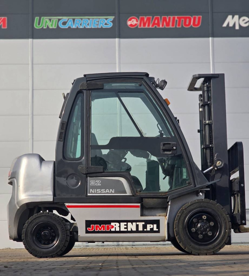 Nissan FGD02 A 32 Q - Wózek widłowy gazowy: zdjęcie 2 Nissan FGD02 A 32 Q - Wózek widłowy gazowy: zdjęcie 2