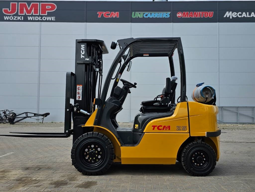 TCM FGE25-E2 UNUSED TRIPLEX 4700mm - Wózek widłowy gazowy: zdjęcie 5 TCM FGE25-E2 UNUSED TRIPLEX 4700mm - Wózek widłowy gazowy: zdjęcie 5