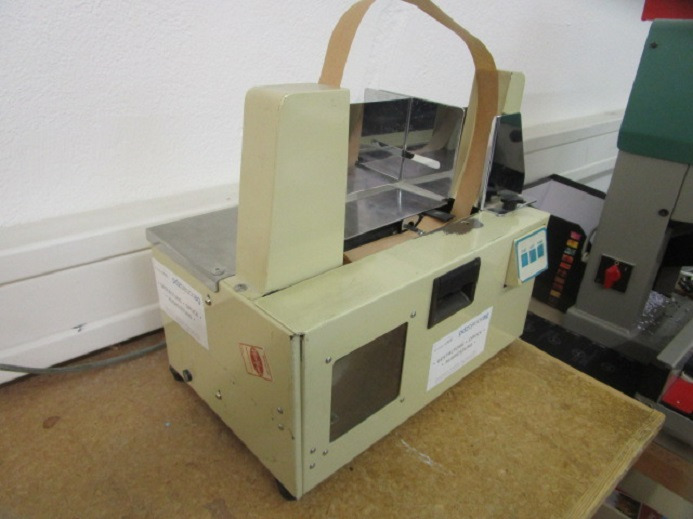 BANDEROLIERMASCHINE TANNER JC200 80 - Maszyna pakująca: zdjęcie 3 BANDEROLIERMASCHINE TANNER JC200 80 - Maszyna pakująca: zdjęcie 3