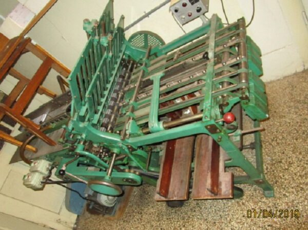 DUX 1295-69 - Falcerka: zdjęcie 1 DUX 1295-69 - Falcerka: zdjęcie 1