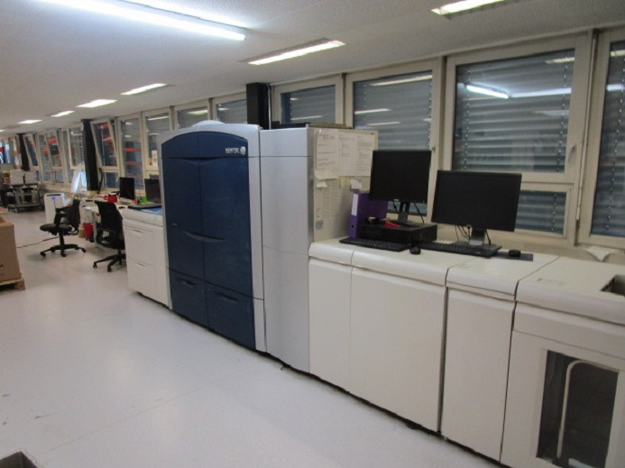 XEROX COLORPRESS 1000 / Colour 1000 mit Freeflow Printserver und Clear Toner - Maszyna do druku cyfrowego: zdjęcie 3 XEROX COLORPRESS 1000 / Colour 1000 mit Freeflow Printserver und Clear Toner - Maszyna do druku cyfrowego: zdjęcie 3