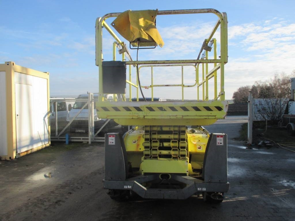 Haulotte Compact 12 DX - Podnośnik nożycowy: zdjęcie 4 Haulotte Compact 12 DX - Podnośnik nożycowy: zdjęcie 4