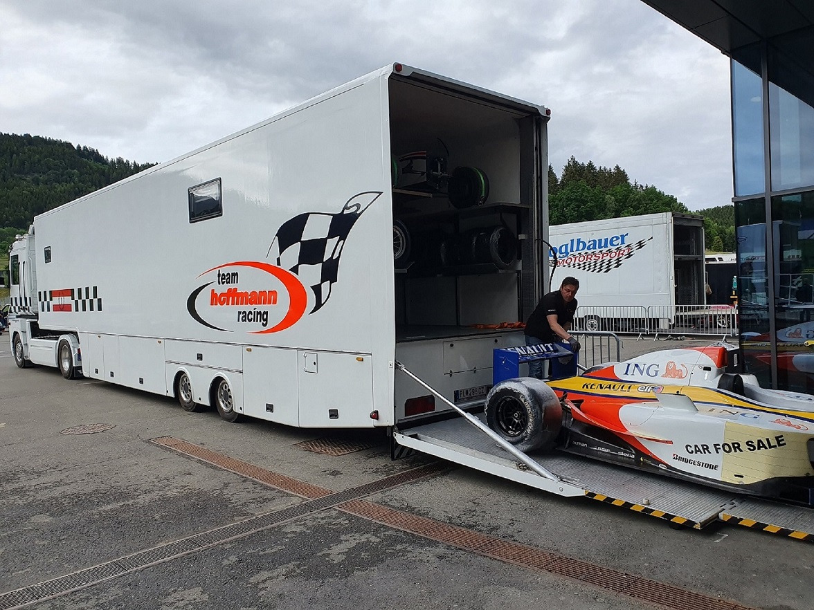 Racetransporter Achleitner 2 SNK 25 - Naczepa do przewozu samochodów: zdjęcie 2 Racetransporter Achleitner 2 SNK 25 - Naczepa do przewozu samochodów: zdjęcie 2
