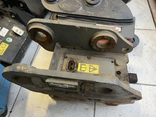 Attache rapide hydraulique Arden qa20 - qa21 - Szybkozłącza: zdjęcie 3 Attache rapide hydraulique Arden qa20 - qa21 - Szybkozłącza: zdjęcie 3