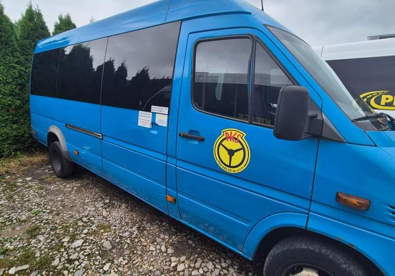 Mercedes-Benz Sprinter 413 CDI 20+6 - Minibus, Mikrobus: zdjęcie 3 Mercedes-Benz Sprinter 413 CDI 20+6 - Minibus, Mikrobus: zdjęcie 3