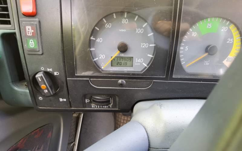 Mercedes-Benz Vario 814D 38 - Podmiejski autobus: zdjęcie 5 Mercedes-Benz Vario 814D 38 - Podmiejski autobus: zdjęcie 5