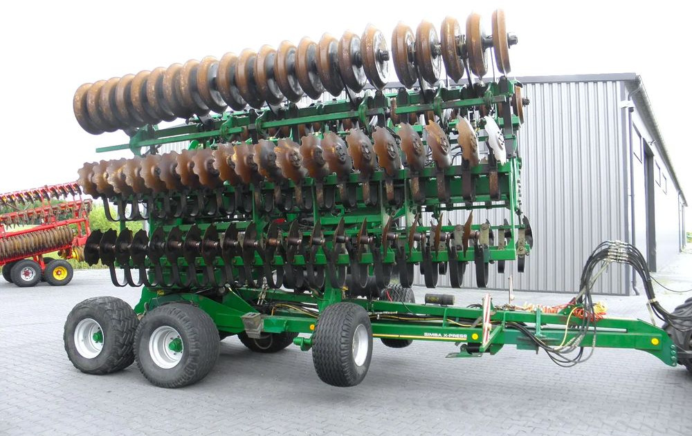 Great Plains Simba X-Prees 10 Stan Bardzo Dobry, 2014 Rok, Nie Malowana - Agregat uprawowy: zdjęcie 3 Great Plains Simba X-Prees 10 Stan Bardzo Dobry, 2014 Rok, Nie Malowana - Agregat uprawowy: zdjęcie 3