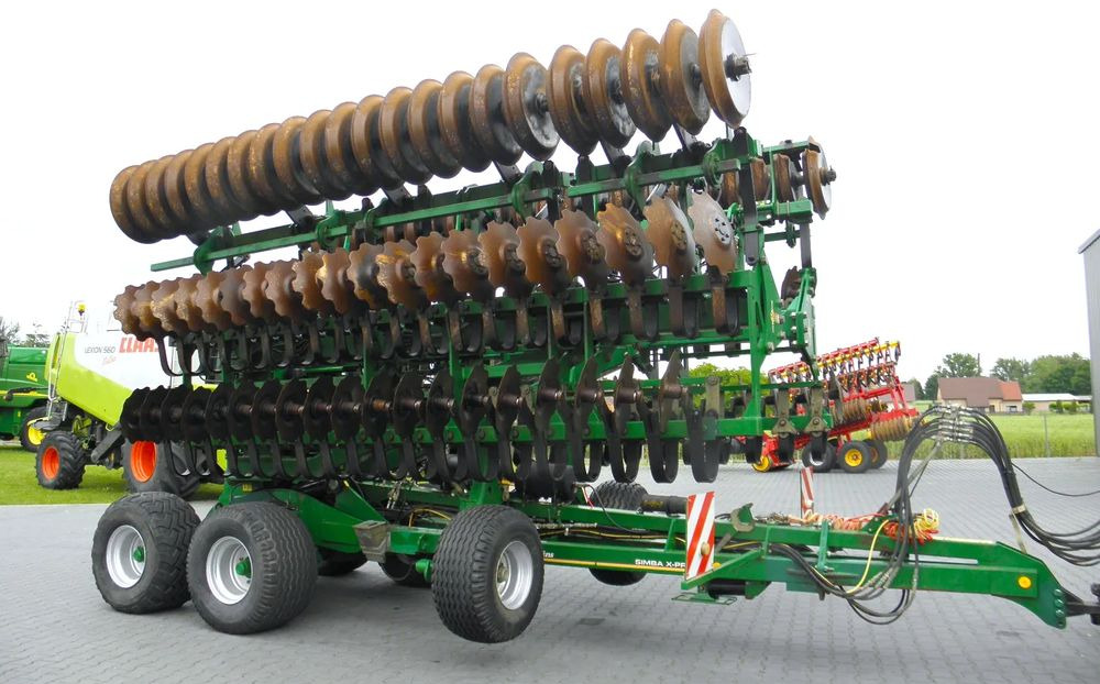 Great Plains Simba X-Prees 10 Stan Bardzo Dobry, 2014 Rok, Nie Malowana - Agregat uprawowy: zdjęcie 1 Great Plains Simba X-Prees 10 Stan Bardzo Dobry, 2014 Rok, Nie Malowana - Agregat uprawowy: zdjęcie 1