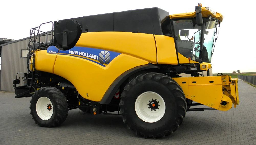 New Holland CR9080 2013 Rok , heder Varifeed 9,15m, Nowsza Wersja, Nie Malowany, Stan Idealny - Kombajn zbożowy: zdjęcie 4 New Holland CR9080 2013 Rok , heder Varifeed 9,15m, Nowsza Wersja, Nie Malowany, Stan Idealny - Kombajn zbożowy: zdjęcie 4
