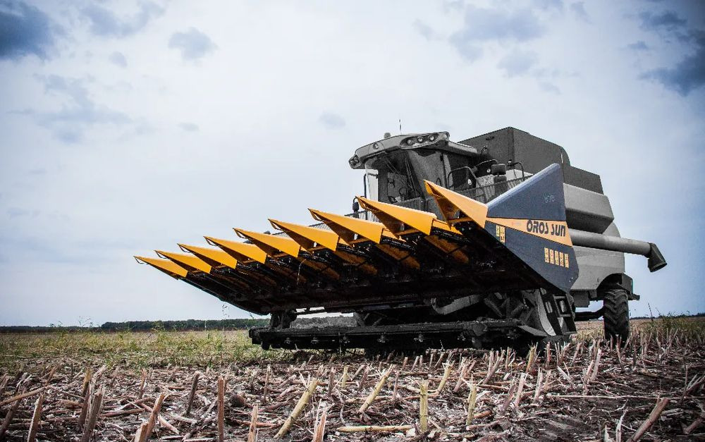 Oros SUN 876 8 rzędowy, Nowe Przystawki do zbioru słonecznika, - Kombajn do słonecznika: zdjęcie 1 Oros SUN 876 8 rzędowy, Nowe Przystawki do zbioru słonecznika, - Kombajn do słonecznika: zdjęcie 1