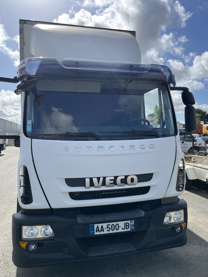 IVECO Eurocargo 120e28 - Samochód ciężarowy furgon: zdjęcie 2 IVECO Eurocargo 120e28 - Samochód ciężarowy furgon: zdjęcie 2