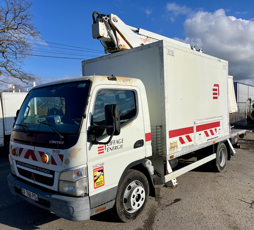 Mitsubishi Canter 7c15 - Podnośnik koszowy w samochody ciężarowe: zdjęcie 1 Mitsubishi Canter 7c15 - Podnośnik koszowy w samochody ciężarowe: zdjęcie 1