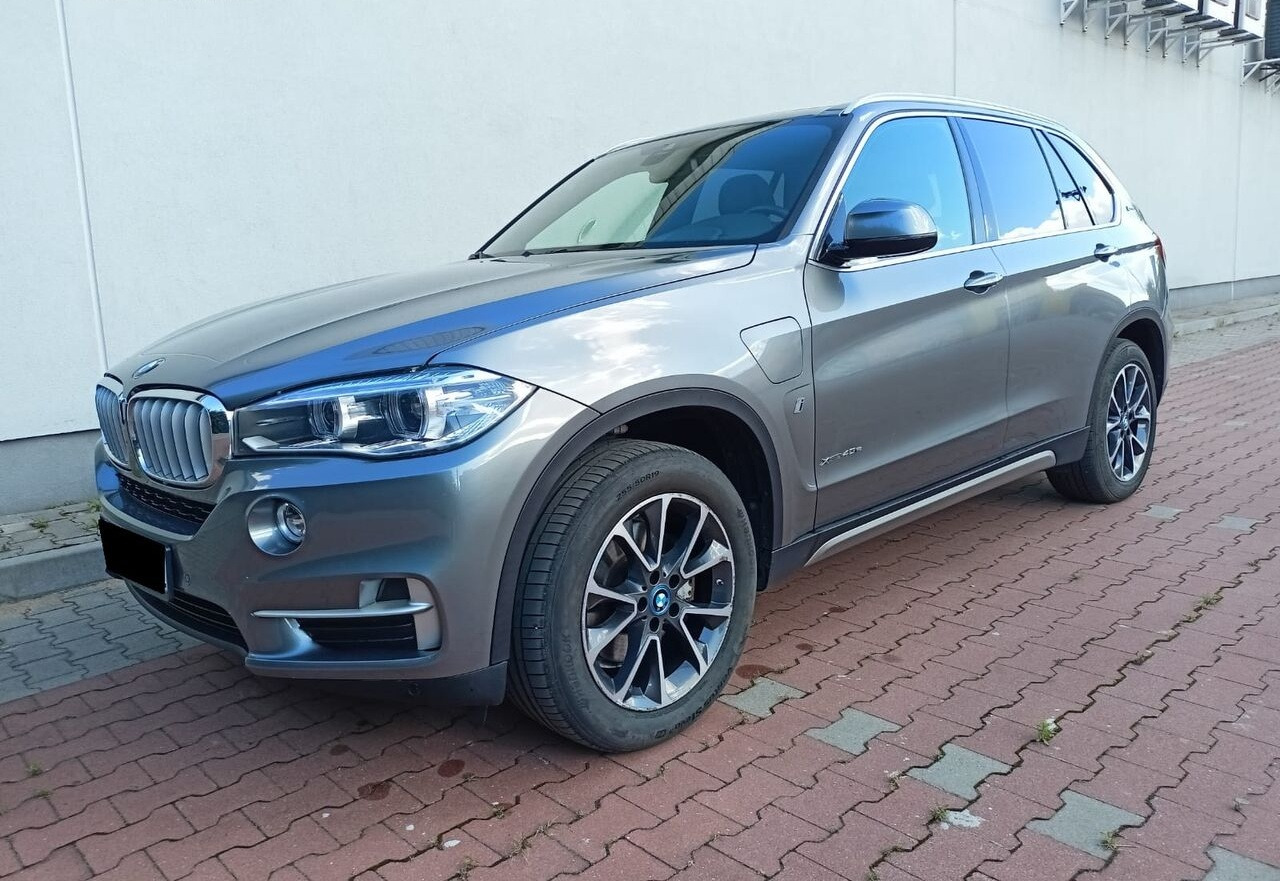 BMW X5 - SUV: zdjęcie 1 BMW X5 - SUV: zdjęcie 1