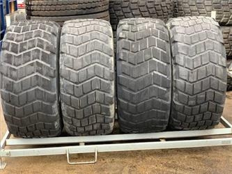 Michelin 18R22.5 (445/65R22.5) Michelin XS Extra Large - Opona do Maszyn rolniczych: zdjęcie 1 Michelin 18R22.5 (445/65R22.5) Michelin XS Extra Large - Opona do Maszyn rolniczych: zdjęcie 1
