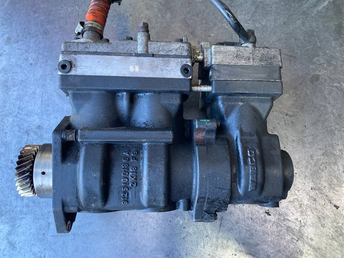 Wabco Luftkompressor Wabco Citaro Kompressor A4571305015 469185 4571305015, A457 - Części zamienne do Autobusów: zdjęcie 1 Wabco Luftkompressor Wabco Citaro Kompressor A4571305015 469185 4571305015, A457 - Części zamienne do Autobusów: zdjęcie 1