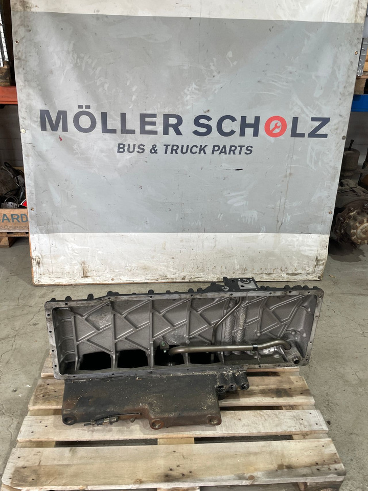 MAN Ölwanne MAN Motor D2066 D 2066HLA EEV Euro 6 LUH 52 LUH 50 - Miska olejowa do Autobusów: zdjęcie 1 MAN Ölwanne MAN Motor D2066 D 2066HLA EEV Euro 6 LUH 52 LUH 50 - Miska olejowa do Autobusów: zdjęcie 1