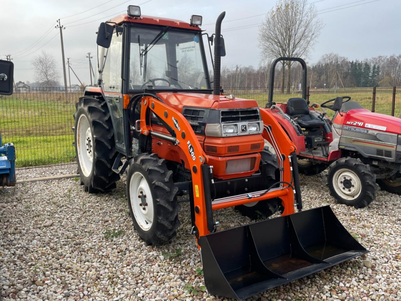 Kubota GL53 - Ciągnik gąsienicowy: zdjęcie 2 Kubota GL53 - Ciągnik gąsienicowy: zdjęcie 2