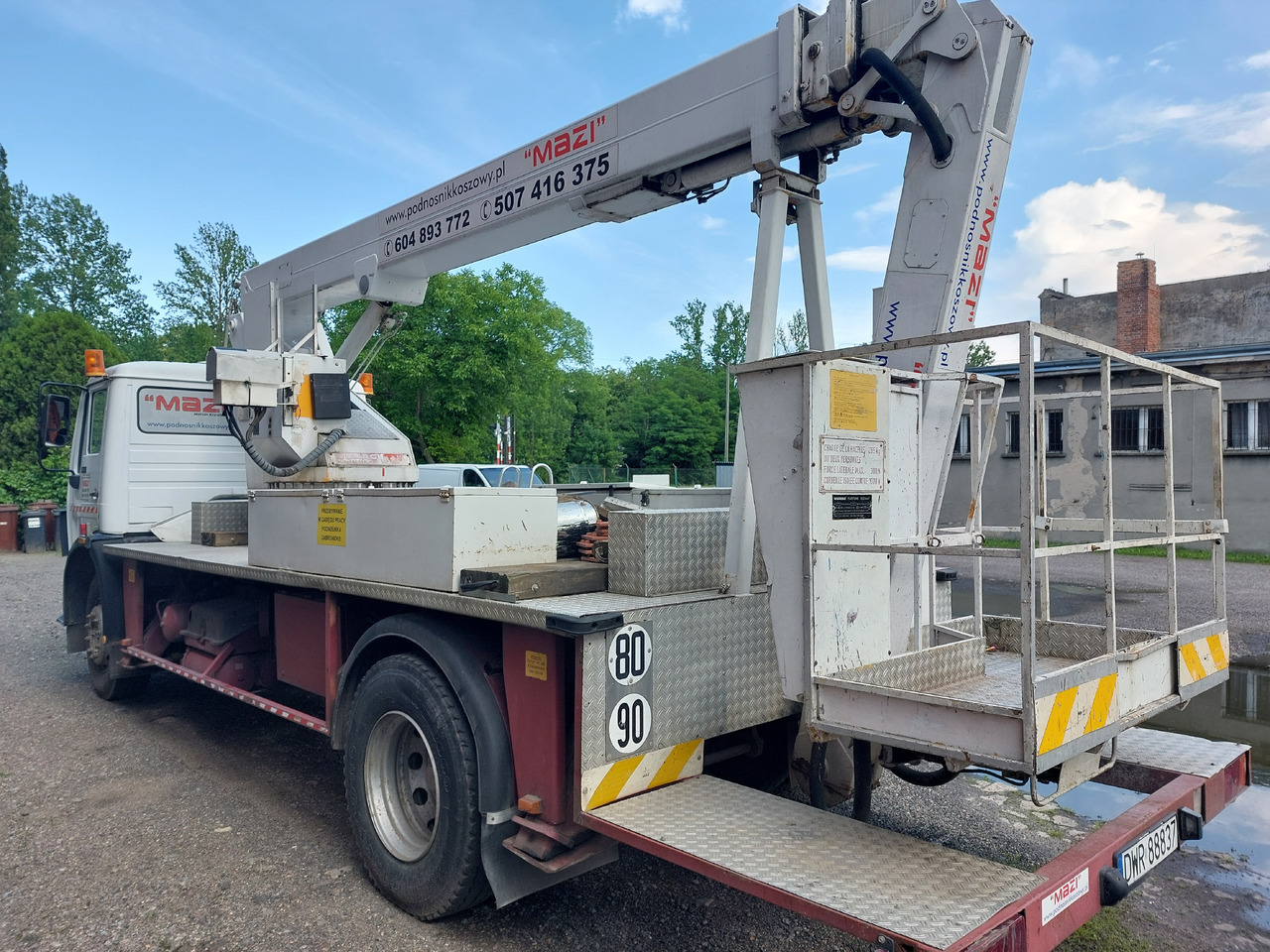 Wumag Mercedes 1414, 400V Wumag WT220 hydraulik - Podnośnik koszowy w samochody ciężarowe: zdjęcie 3 Wumag Mercedes 1414, 400V Wumag WT220 hydraulik - Podnośnik koszowy w samochody ciężarowe: zdjęcie 3