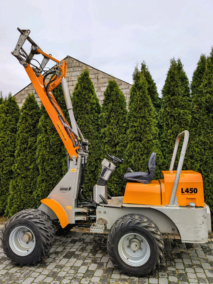 INTRAC L450 - Maszyna rolnicza: zdjęcie 4 INTRAC L450 - Maszyna rolnicza: zdjęcie 4