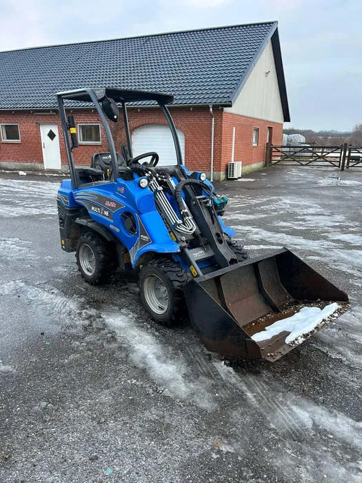 Multione 5.2K - Ładowarka przegubowa: zdjęcie 4 Multione 5.2K - Ładowarka przegubowa: zdjęcie 4