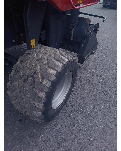 CASE-IH RB464 - Prasa rolująca: zdjęcie 4 CASE-IH RB464 - Prasa rolująca: zdjęcie 4