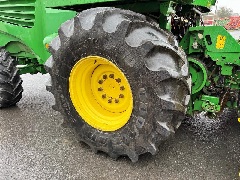 JOHN DEERE 7750 i - Sieczkarnia: zdjęcie 5 JOHN DEERE 7750 i - Sieczkarnia: zdjęcie 5