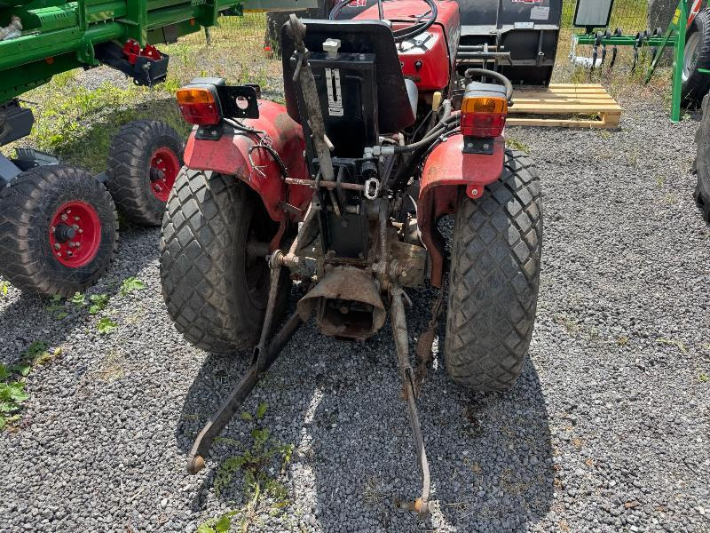 MASSEY-FERGUSON 200 - Ciągnik rolniczy: zdjęcie 5 MASSEY-FERGUSON 200 - Ciągnik rolniczy: zdjęcie 5