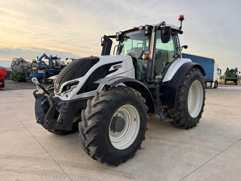 VALTRA T175 - Ciągnik rolniczy: zdjęcie 1 VALTRA T175 - Ciągnik rolniczy: zdjęcie 1