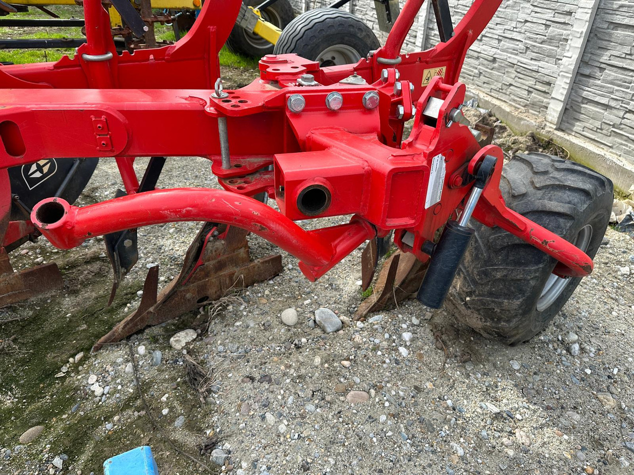 Plow Gregoire Besson Rover 60 - Pług: zdjęcie 4 Plow Gregoire Besson Rover 60 - Pług: zdjęcie 4