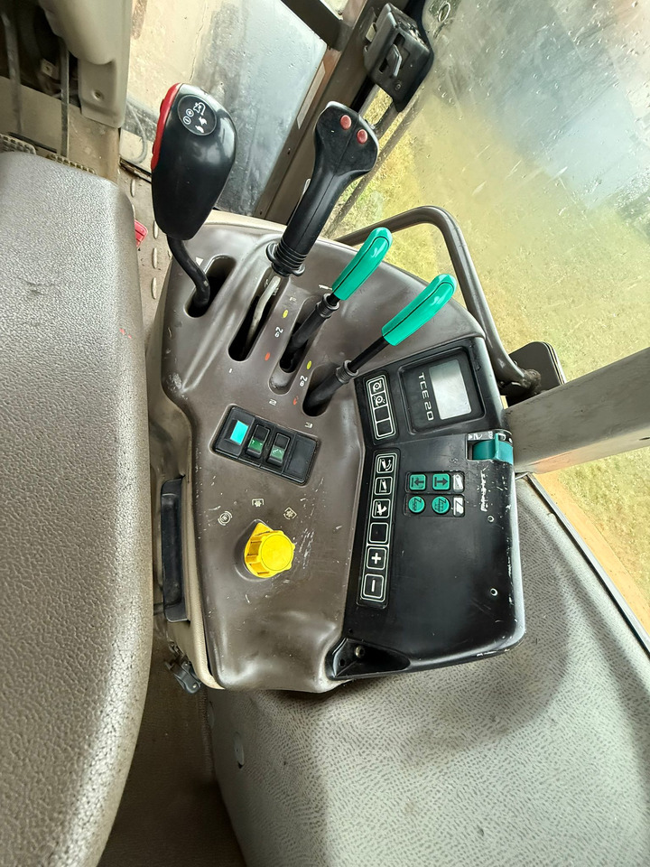 Renault RZ150 - Ciągnik rolniczy: zdjęcie 5 Renault RZ150 - Ciągnik rolniczy: zdjęcie 5