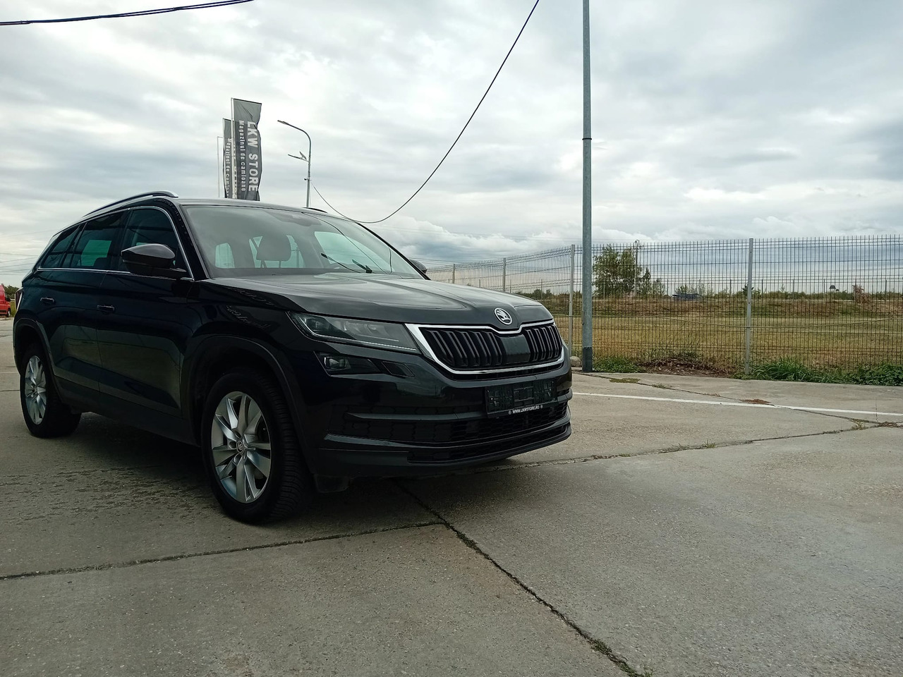 SKODA KODIAQ 2.0 TDI 4×4 DSG, TOP !!! - SUV: zdjęcie 3 SKODA KODIAQ 2.0 TDI 4×4 DSG, TOP !!! - SUV: zdjęcie 3