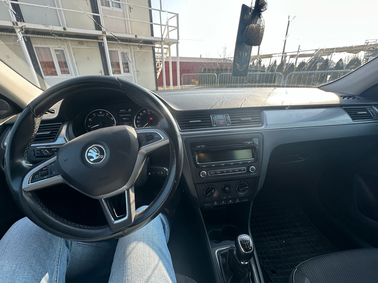 SKODA RAPID - Sedan: zdjęcie 4 SKODA RAPID - Sedan: zdjęcie 4