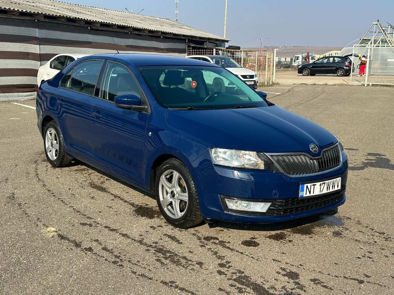 SKODA RAPID - Sedan: zdjęcie 3 SKODA RAPID - Sedan: zdjęcie 3
