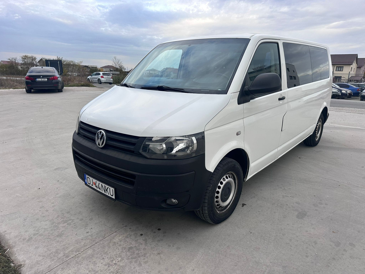 Volkswagen Transporter - Samochód osobowy: zdjęcie 1 Volkswagen Transporter - Samochód osobowy: zdjęcie 1