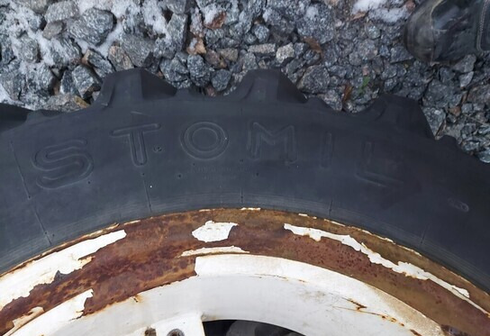 14.9R28 rengas - Valtra - Opona do Traktorów rolniczych: zdjęcie 5 14.9R28 rengas - Valtra - Opona do Traktorów rolniczych: zdjęcie 5