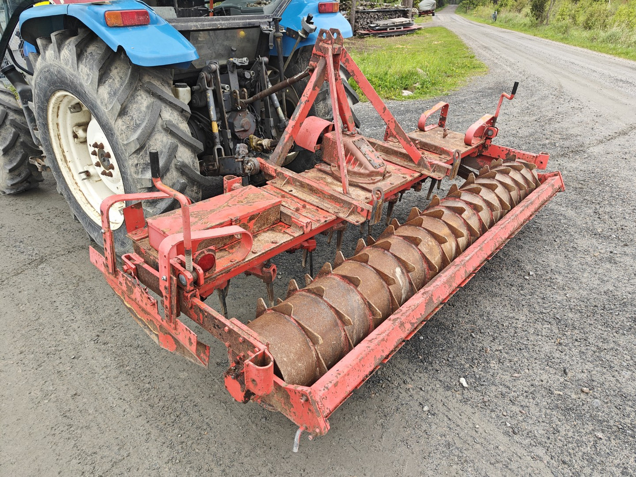 Belarus 280cm vaakatasojyrsin haineväpakkerilla, katso video! - Brona aktywna: zdjęcie 2 Belarus 280cm vaakatasojyrsin haineväpakkerilla, katso video! - Brona aktywna: zdjęcie 2