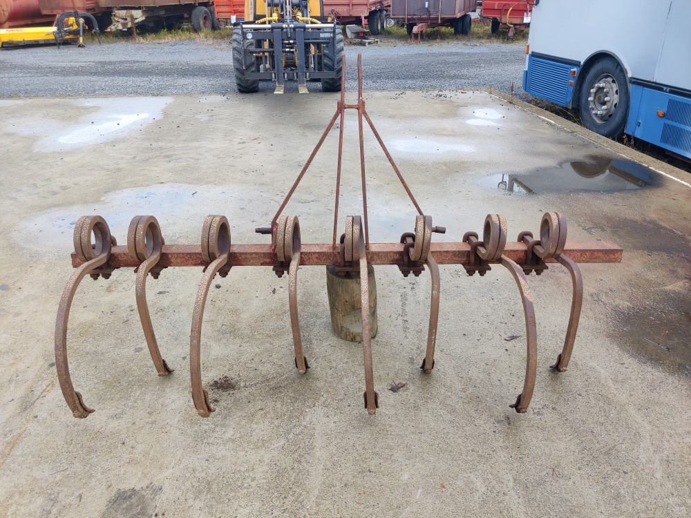 Kultivaattori Muko 8-piikkinen Työleveys 200cm, pienempään traktoriin - Kultywator: zdjęcie 4 Kultivaattori Muko 8-piikkinen Työleveys 200cm, pienempään traktoriin - Kultywator: zdjęcie 4