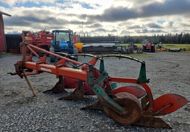 Kverneland A8 sarka-aura 4-siipinen - Pług: zdjęcie 3 Kverneland A8 sarka-aura 4-siipinen - Pług: zdjęcie 3