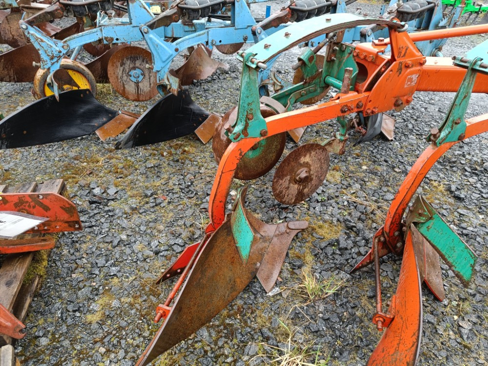 Kverneland A8 sarkia-auran lisäsiipi 16 tuumaa täydellinen - Pług: zdjęcie 2 Kverneland A8 sarkia-auran lisäsiipi 16 tuumaa täydellinen - Pług: zdjęcie 2