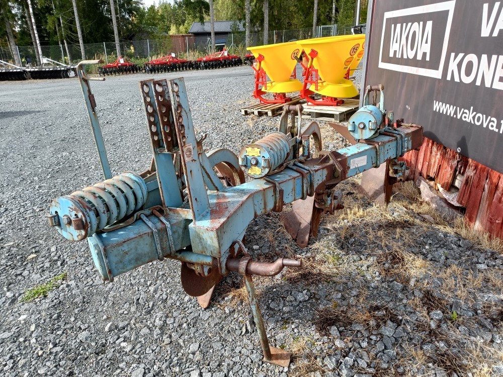 Sarka-aura Fiskars 3-siipinen Automaattilaukaisu, kiekkoleikkurit - Pług: zdjęcie 4 Sarka-aura Fiskars 3-siipinen Automaattilaukaisu, kiekkoleikkurit - Pług: zdjęcie 4